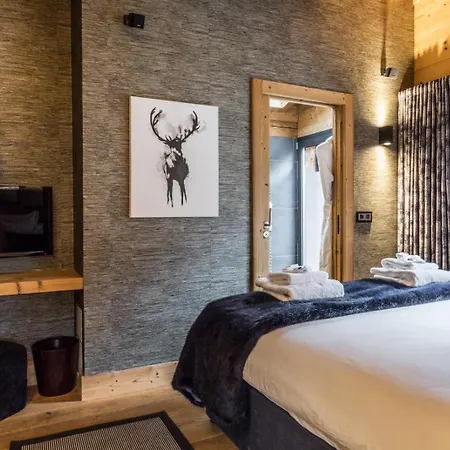 Chalet Gstaad: A Luxurious Escape In A Winter Διαμέρισμα