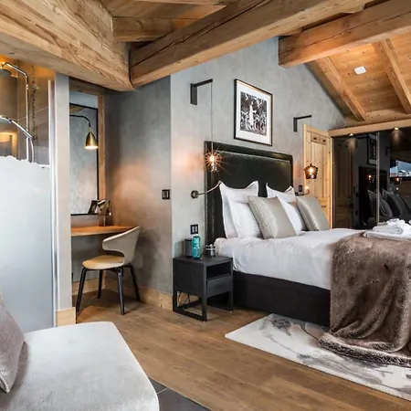 Chalet Gstaad: A Luxurious Escape In A Winter Apartment Gsteig